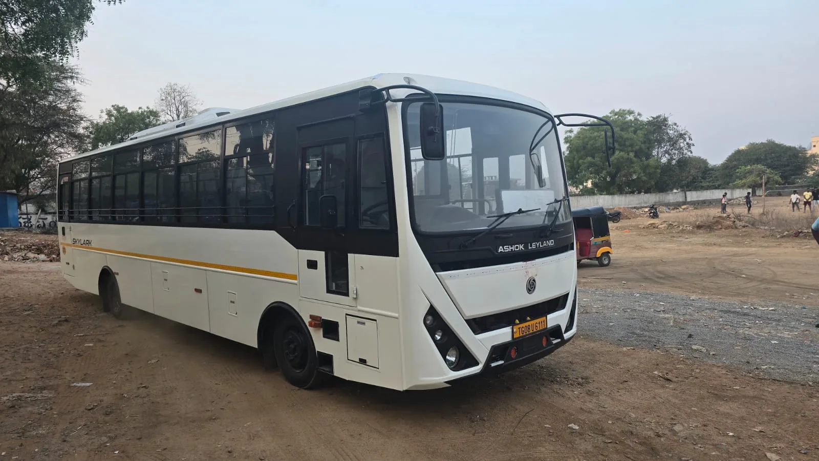 40 seater white bus rental in Hyderabad for group travel